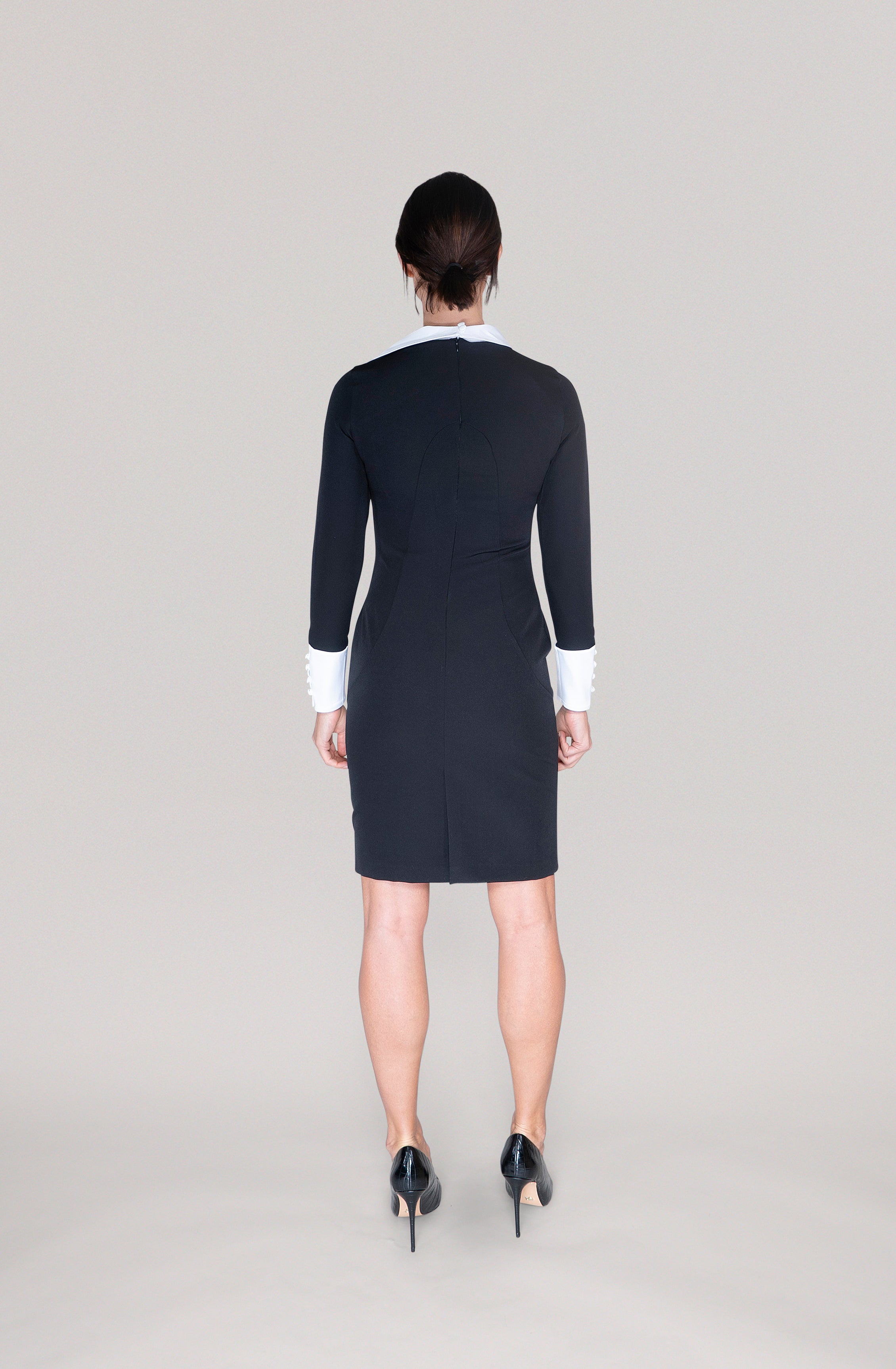 THE REMOVABLE COLLAR DRESS - black and white