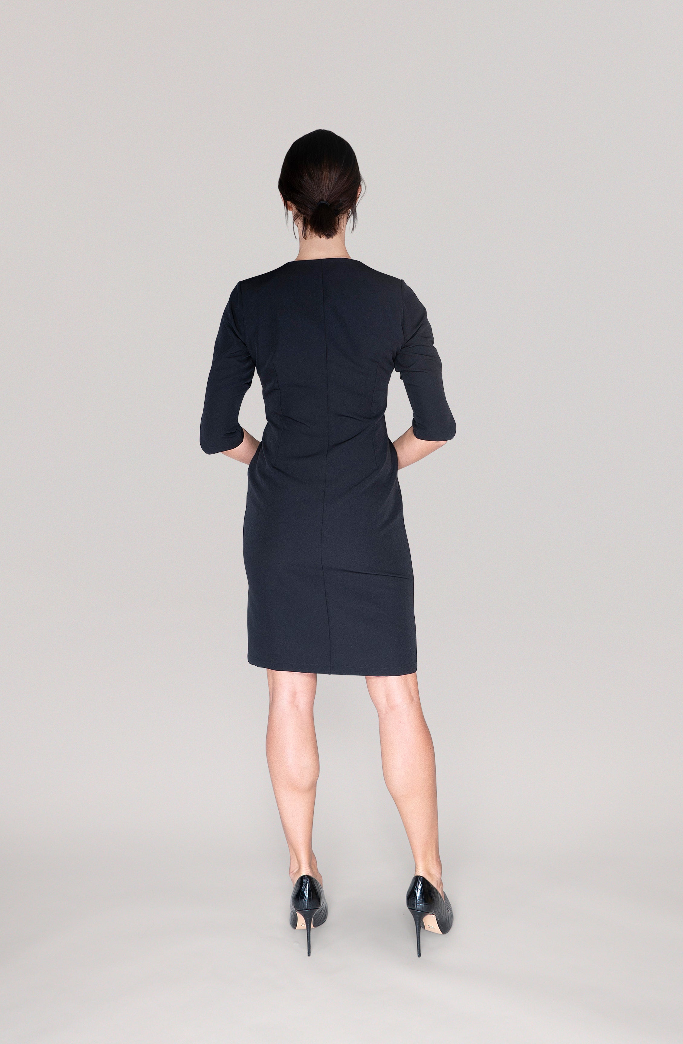 THE BUTTON DRESS - black